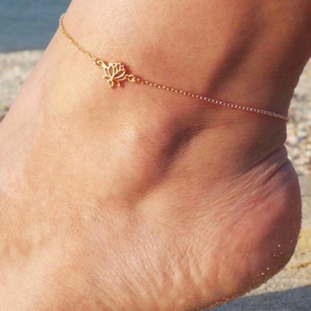 Bogo w/any jewelry Blooming Lotus anklet